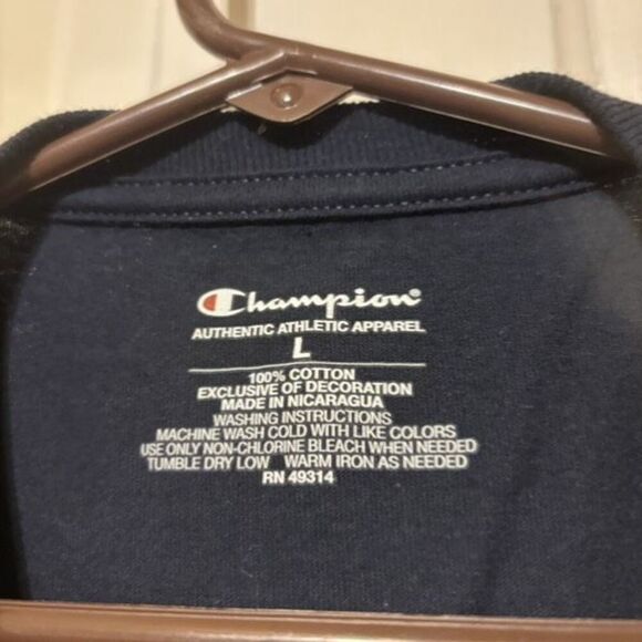 Juniata College Size Large T-Shirt - Picture 3 of 4